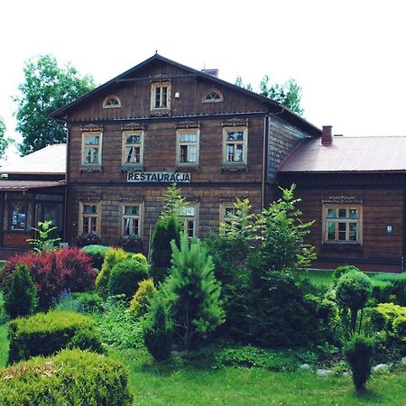 Noclegi Przy Restauracji KlemensSzczebrzeszyn エクステリア 写真